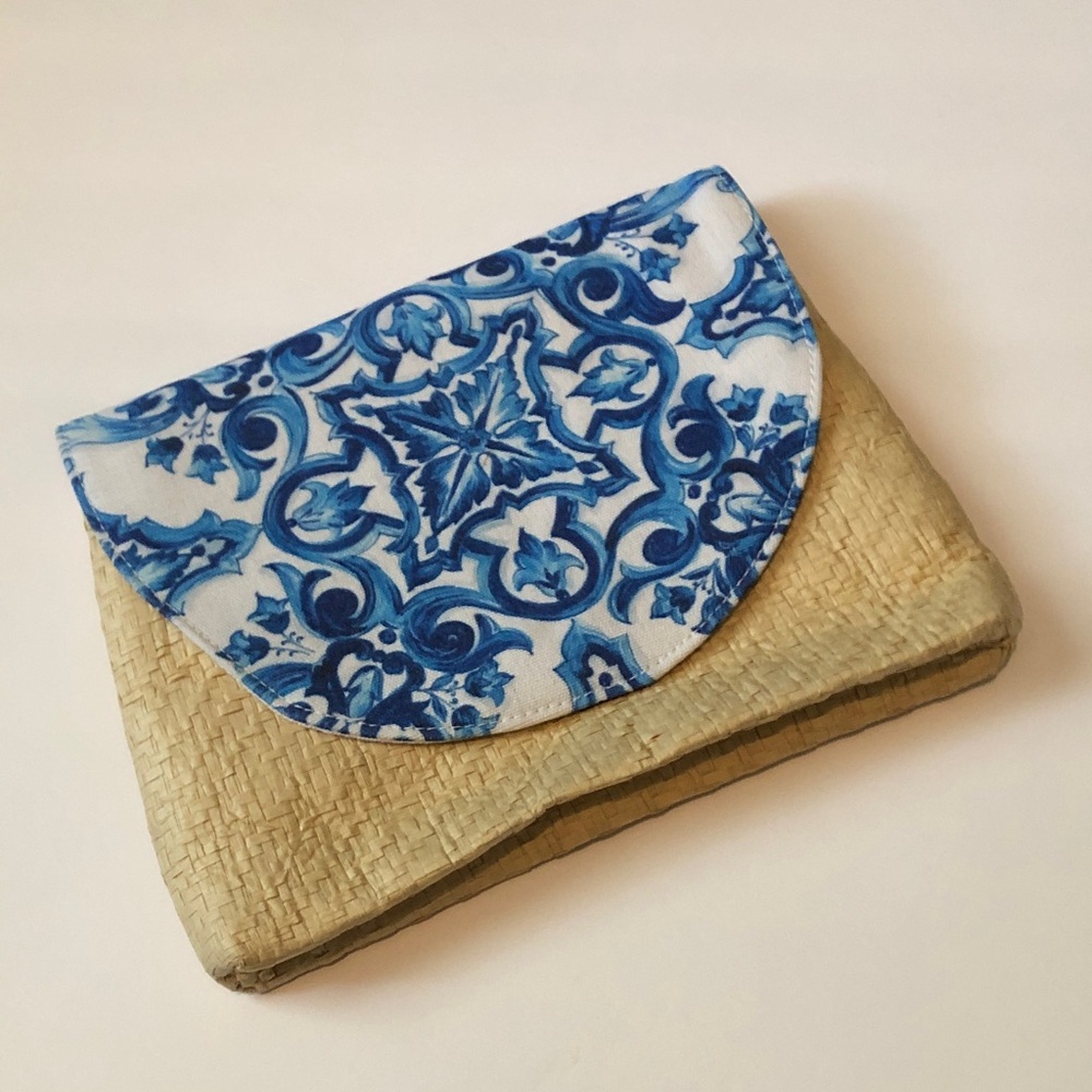 Dolce & Gabbana light blue straw clutch purse New